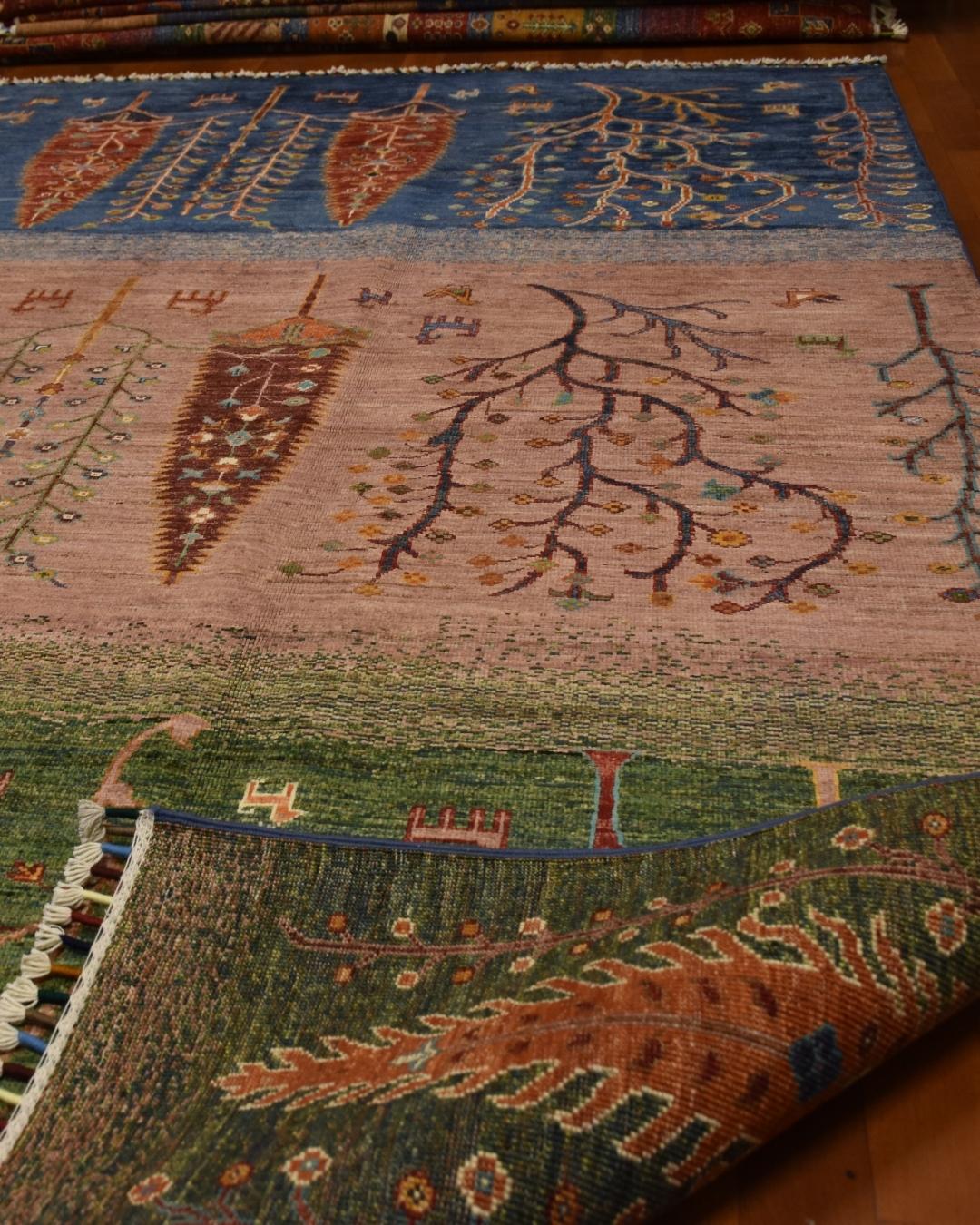 Sultani Hand-Knotted Wool Rug 5' 7" x 8'