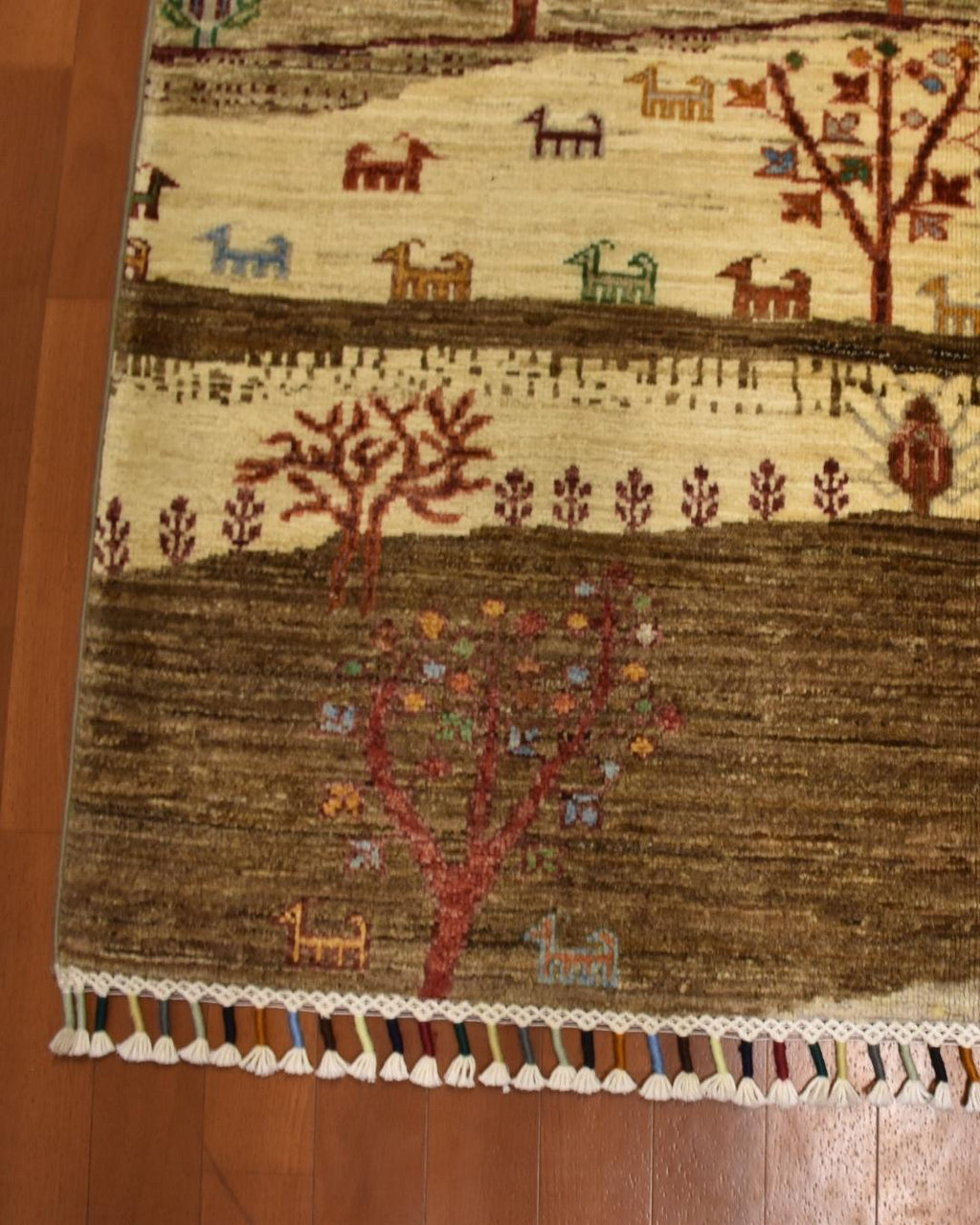 Sultani Hand-Knotted Wool Rug 5' x 6' 75"