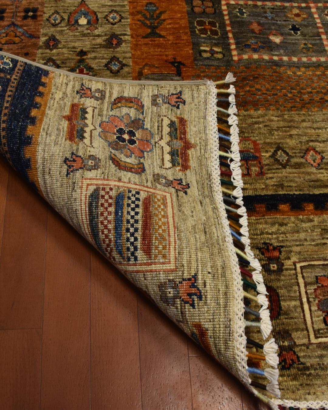 Sultani Hand-Knotted Wool Rug 5' 6" x 7' 7"