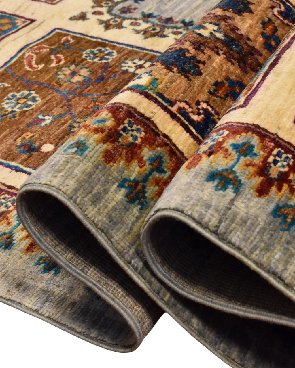 Veziri Hand-Knotted Wool Rug 5' x 7' 2"