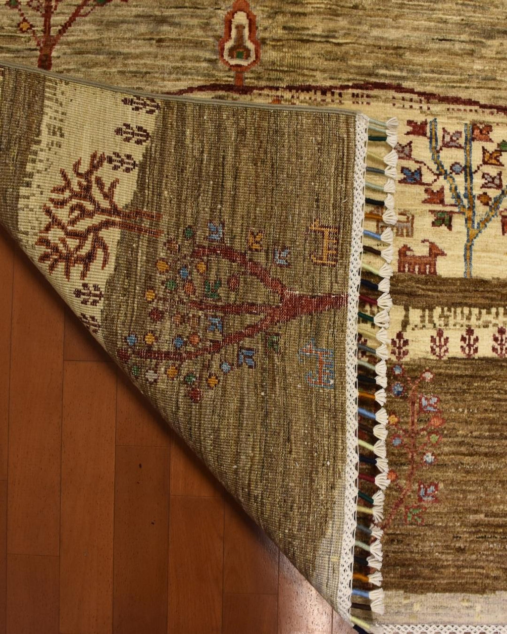 Sultani Hand-Knotted Wool Rug 5' x 6' 75"