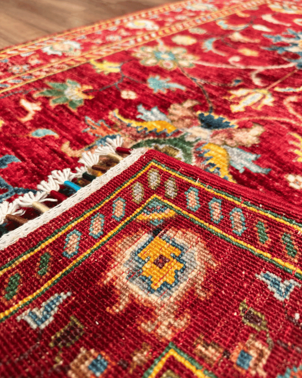 Sultani Hand-Knotted Wool Rug 2' 6" x 3' 9"