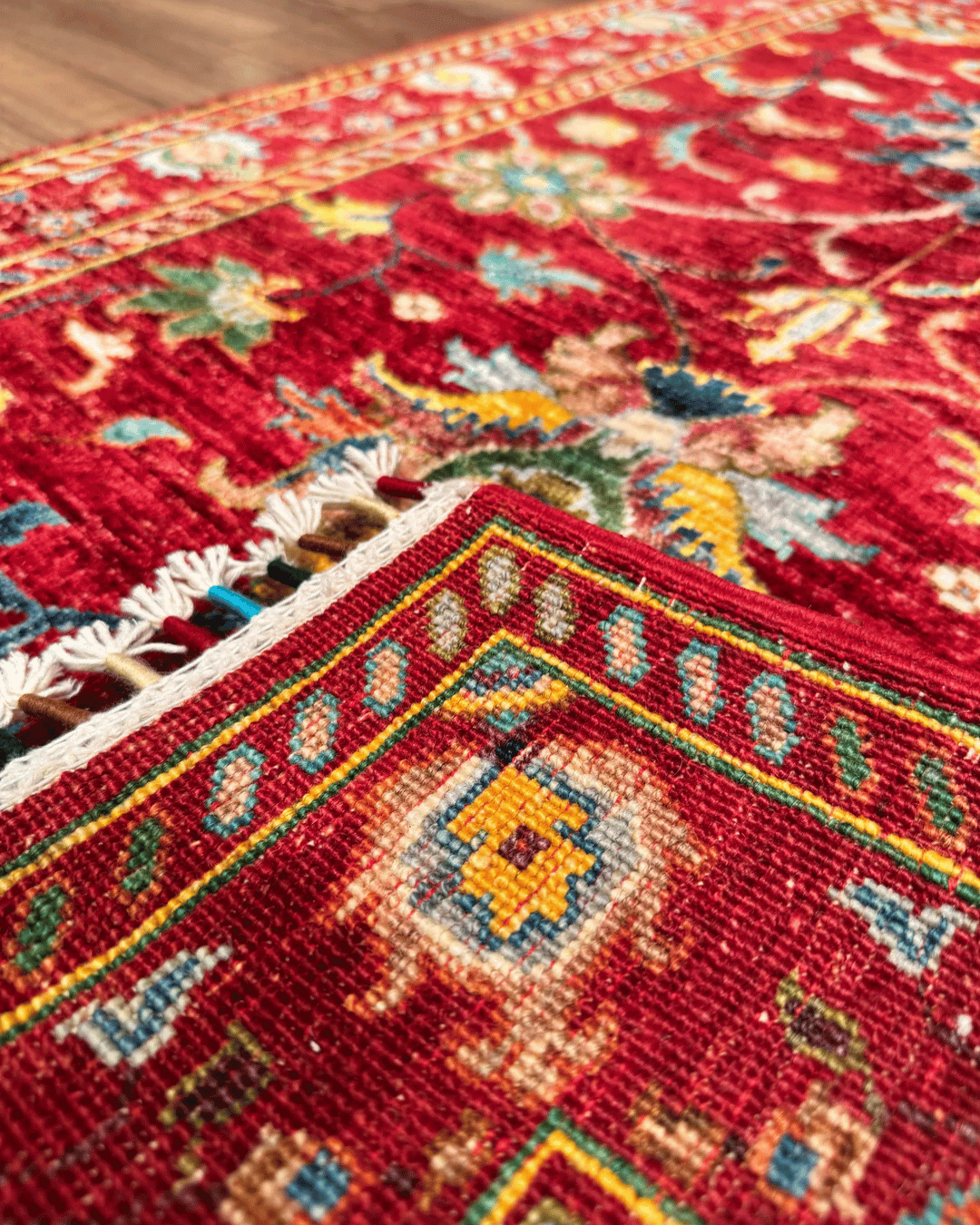 Sultani Hand-Knotted Wool Rug 2' 6" x 3' 9"