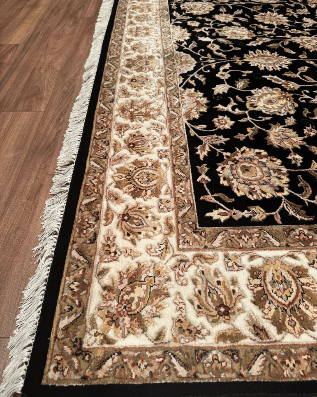 Ottoman Elegance Hand-Knotted Wool Rug 6' 5" x 9' 7"