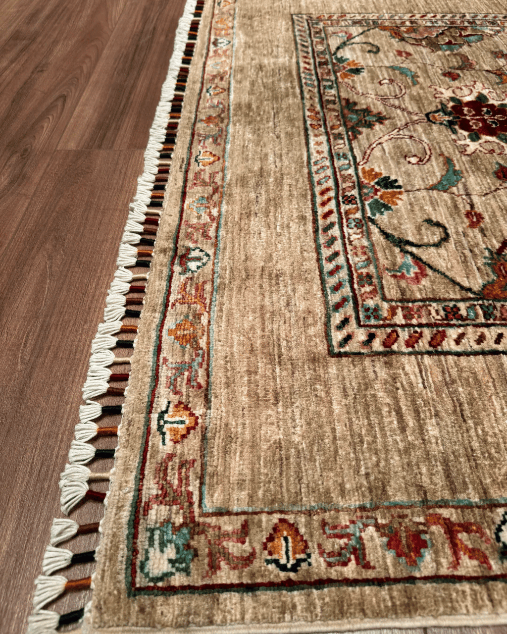 Sultani Hand-Knotted Wool Rug 4' 1" x 6' 2"