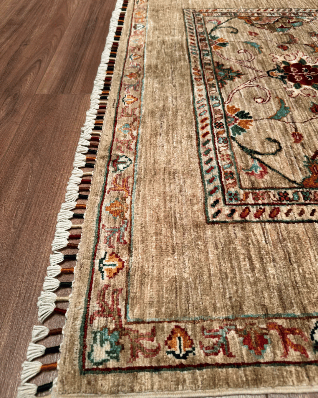 Sultani Hand-Knotted Wool Rug 4' 1" x 6' 2"